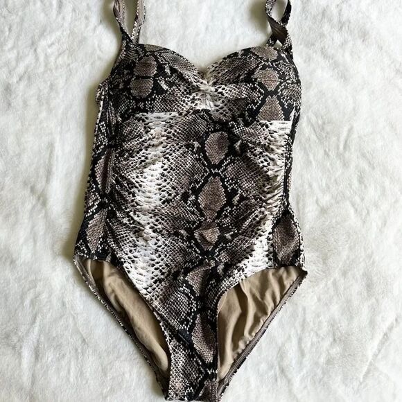 Bond-Eye Australia Nip Tuck One-Piece Swimsuit Women's Size 8 D/DD - Picture 1 of 10